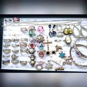 Tray of Fashion Rings, bracelet & ring Set